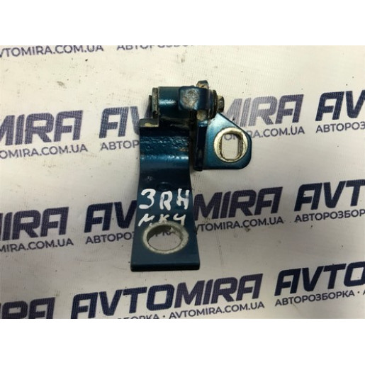 Петля двери задней правой нижняя Ford Mondeo 4 2007-2014 1778339